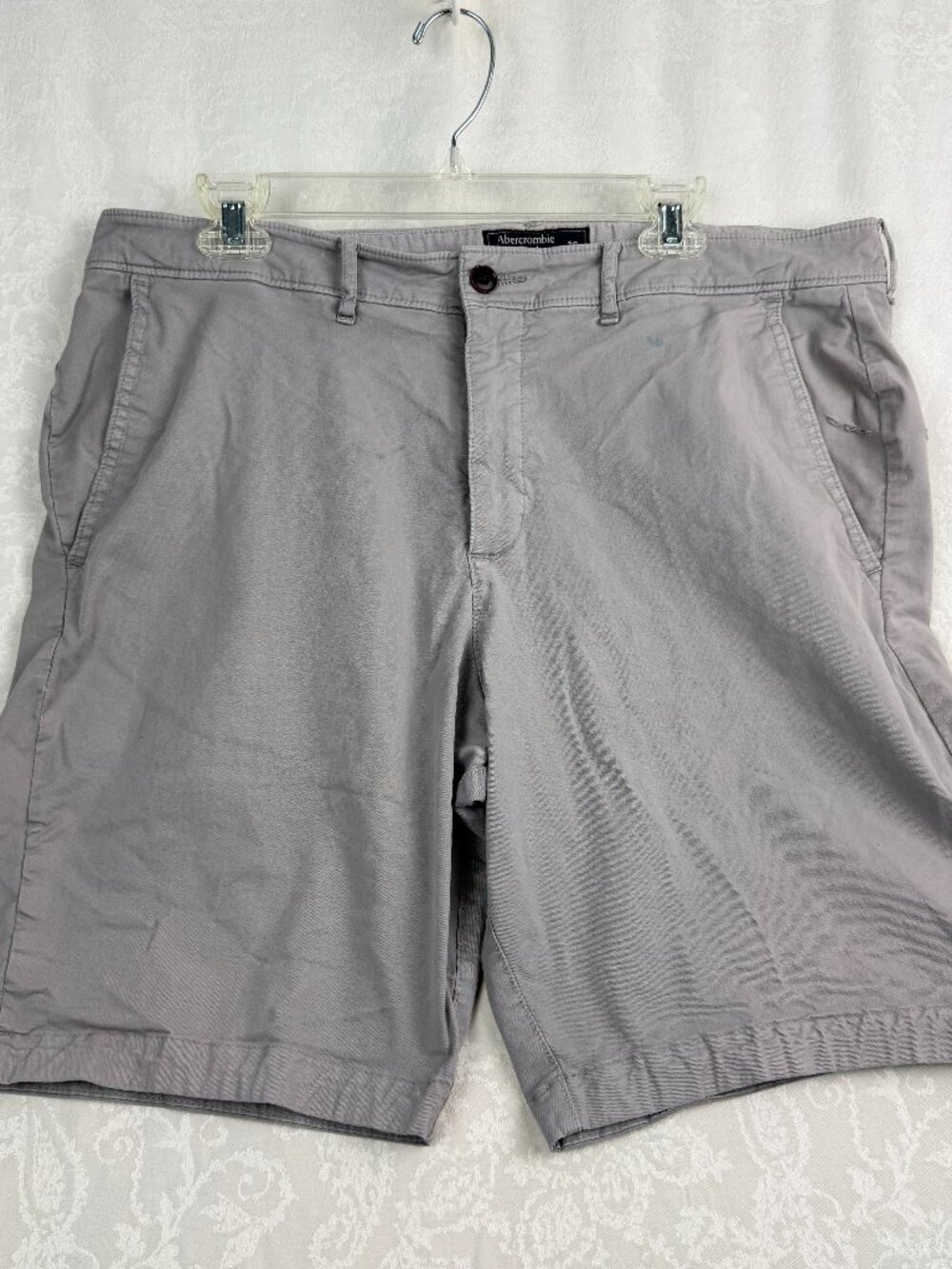 Abercrombie & Fitch Men's 36 Gray Shorts 7" Inseam Distressed Casual Chino